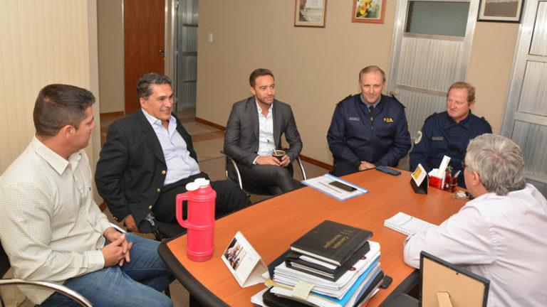 El gobierno provincial entregó aportes por más de 249 mil pesos en Oro Verde