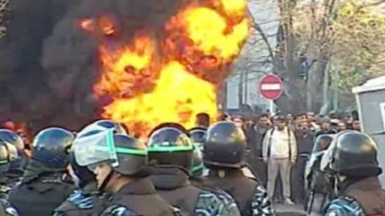 Brutal desalojo de la fábrica PepsiCo