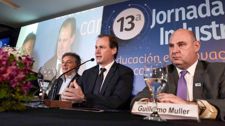 Bordet: “Vamos a sostener las políticas que propendan a alentar al sector industrial”