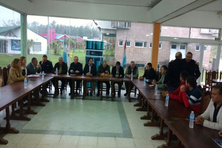 Buscan garantizar la seguridad de los trabajadores de la fruta