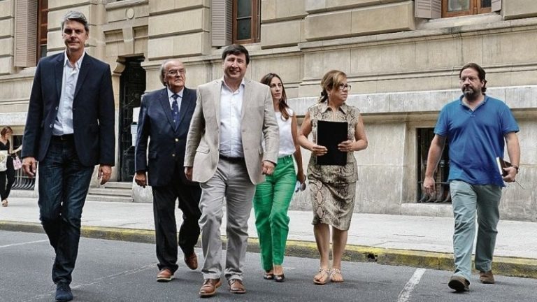 El Frente Renovador va contra el DNU de Macri