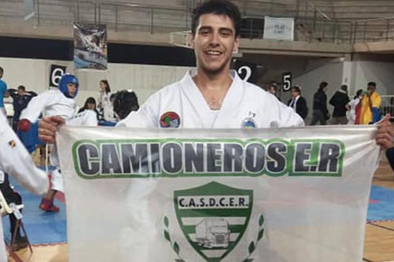 Entrena en Oro Verde y es campeón de taekwondo