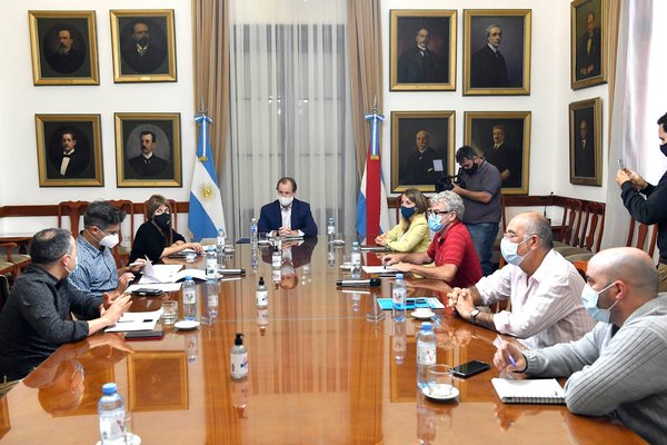 Entre Ríos busca disminuir contagios en ciudades con transmisión local