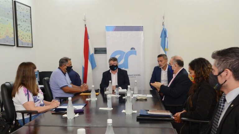 Estatales entrerrianos volverán a cobrar una suma fija en enero