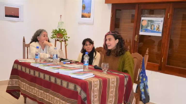 Exitosa presentación del libro “El campo como alternativa infernal” en Oro Verde