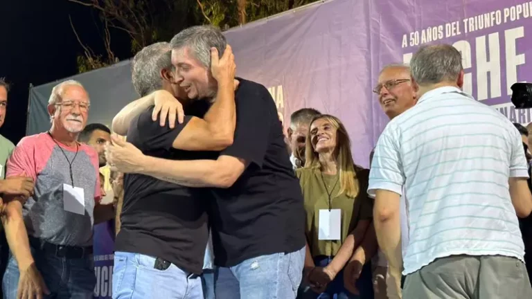 “Cada vez que la historia lo demanda, la militancia se pone la Patria al hombro”