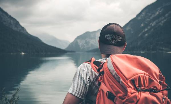 Recuperación Turística: Un Crecimiento Desigual en el Sector