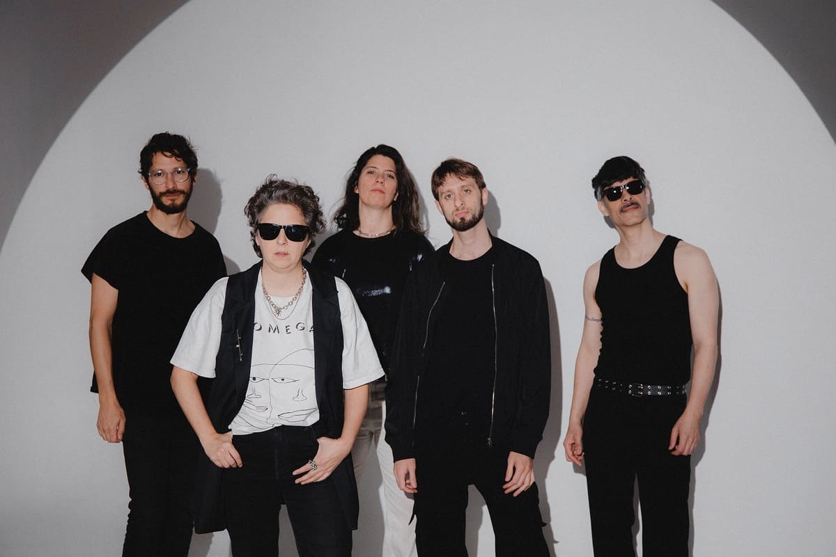 Marcia Deviaje: La creatividad como viaje en su nuevo álbum conceptual