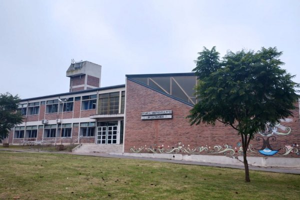 Refuerzan infraestructura en la escuela secundaria de Crespo: mejoras y obras