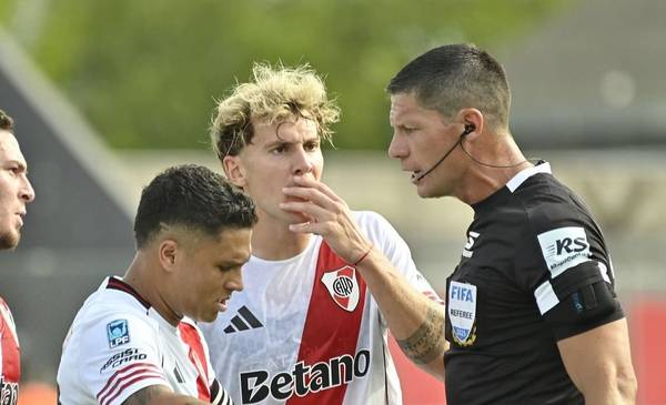 VAR: El audio de la polémica penal no cobrada a River Plate que desató el debate