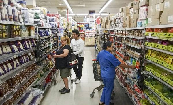 Alimentos impulsan proyección de inflación al 3% para febrero