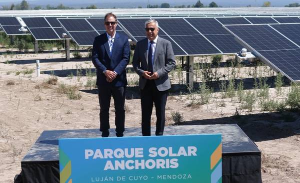 Brito Inaugura Parque Solar en Mendoza: Impulso a la Energía Renovable