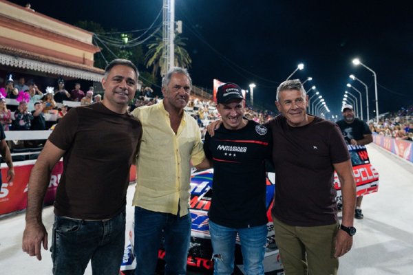 Scioli Inaugura el Carnaval de Gualeguaychú en Febrero: Fiesta y Color en Entre Ríos