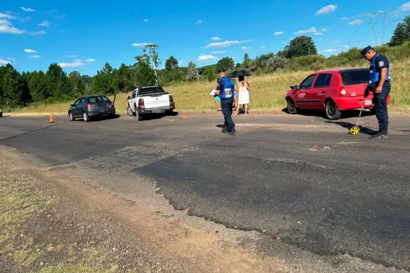 Triple Colisión Provocada por una Frenada Evasiva en la Carretera