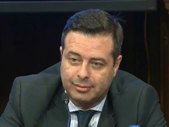 Destitución de defensor paraliza juicio por narcotráfico