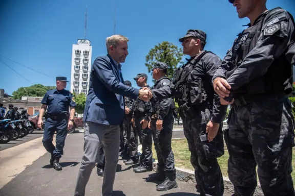 Aumento Salarial para Policías y Penitenciarios Provinciales: Claves y Montos